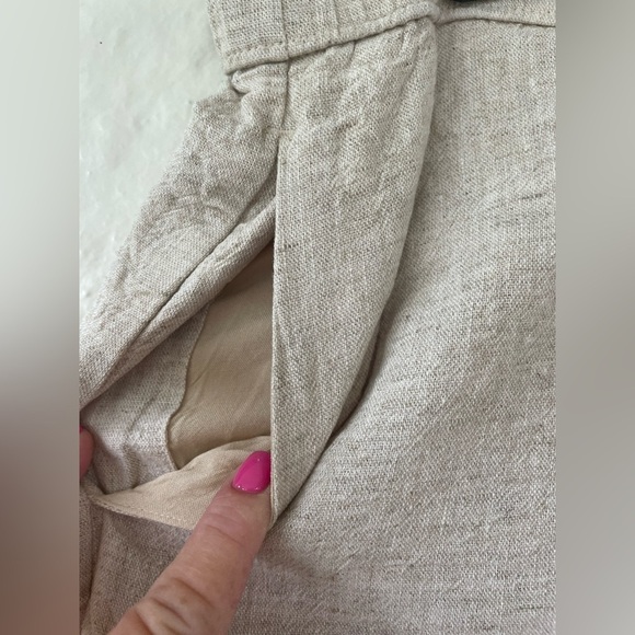 Abercrombie & Fitch bundle of 2 linen/viscose blend fully lined pull on shorts;M - Picture 3 of 10